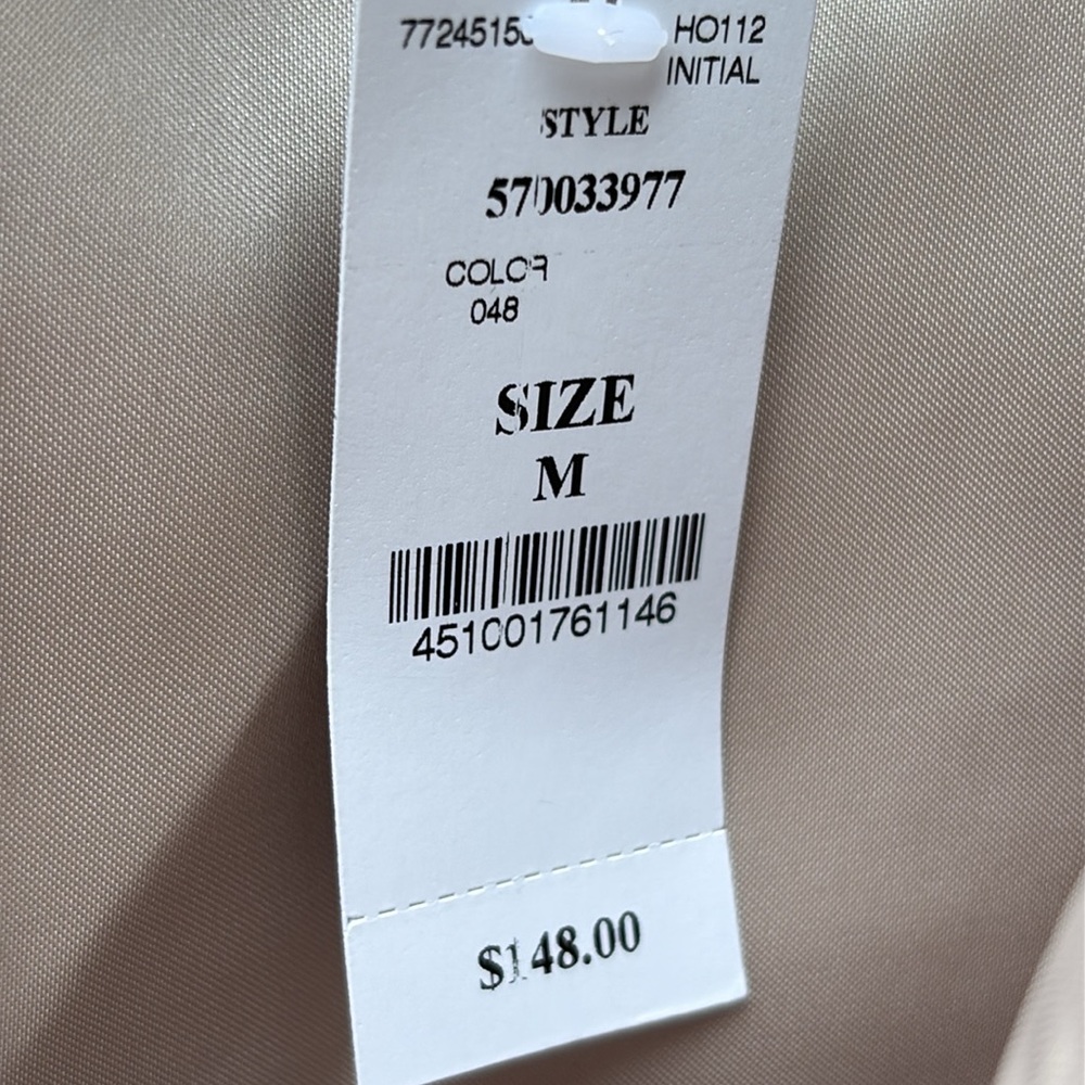 White House Black Market medium champagne quilted zip vest w/ belt. NWT!! - Picture 5 of 7